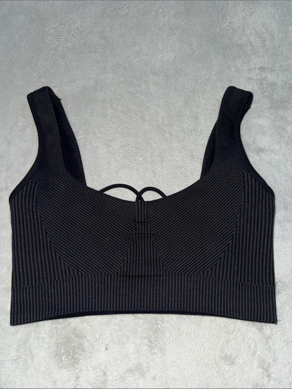 Ribbed Black Seamless Sports Bra